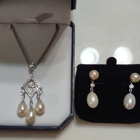 14kt white gold necklace with diamond and pearl drop pendant and earring… - Picture 2 of 14